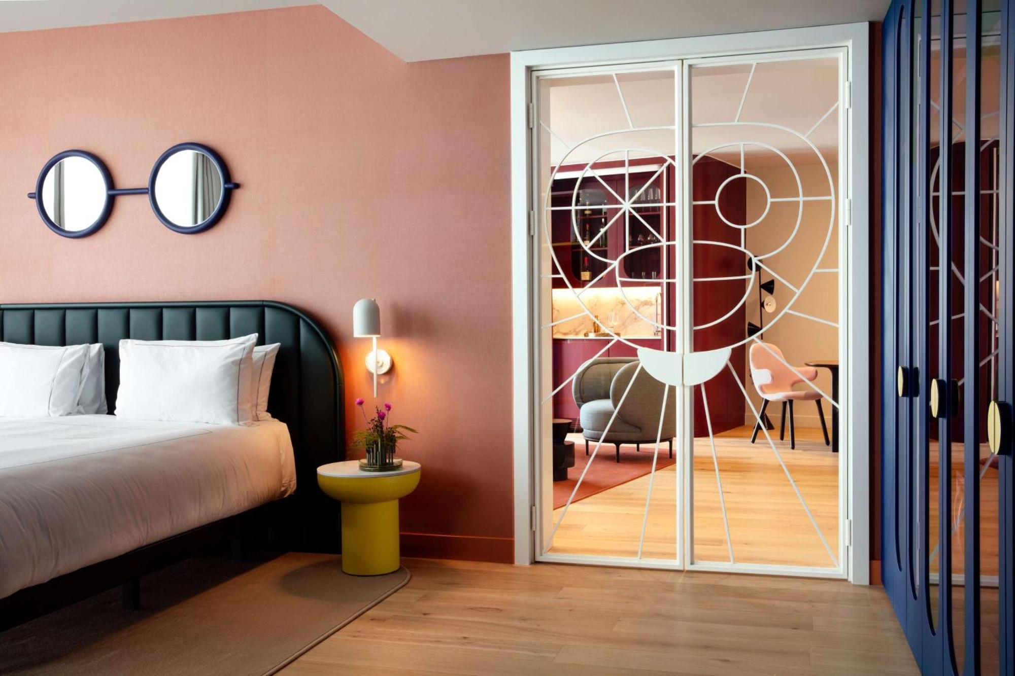 Art'Otel London Battersea Power Station, Powered By Radisson Hotels Exterior photo A room at the hotel